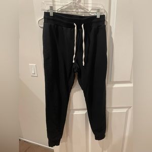 Forever 21 black sweatpants joggers size medium